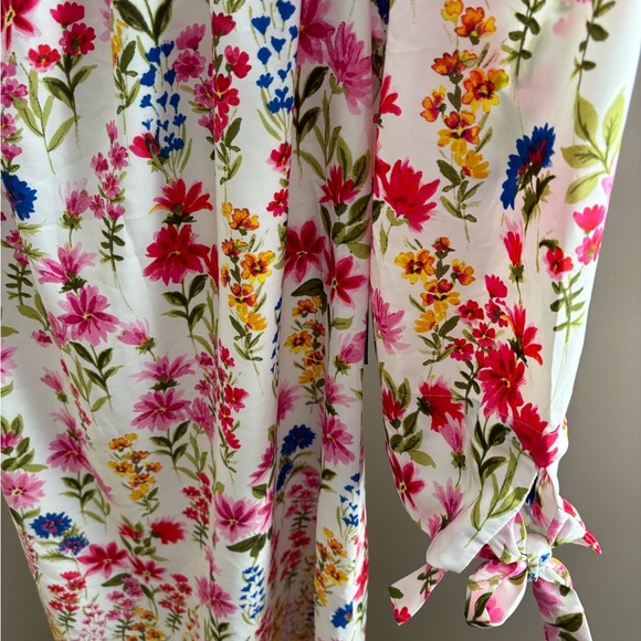 NEW Vince Camuto Size 10 Multicolor Off the Shoulder Floral Shift Dress - Picture 2 of 6